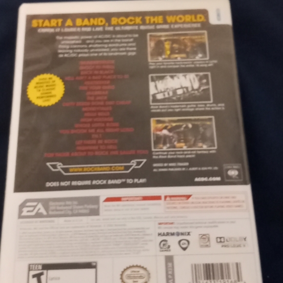 Rockband AC/DC live - Picture 2 of 4